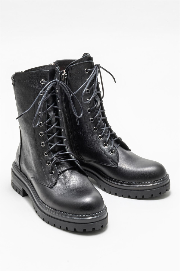 Siyah deri yan fermuarlı kadın günlük bot, rahat kullanım için - Elle Shoes