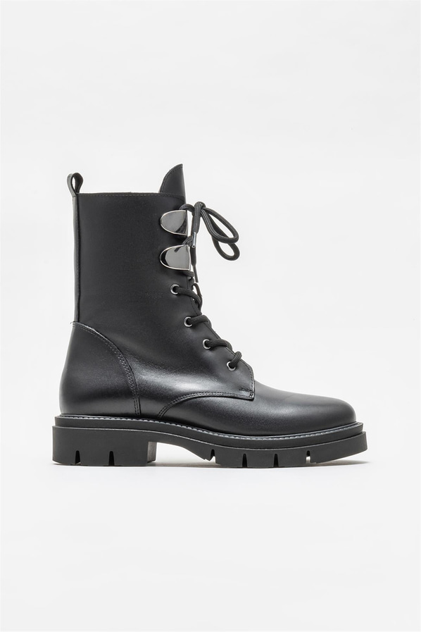 Siyah deri kadın günlük bot, rahat kullanım için - Elle Shoes