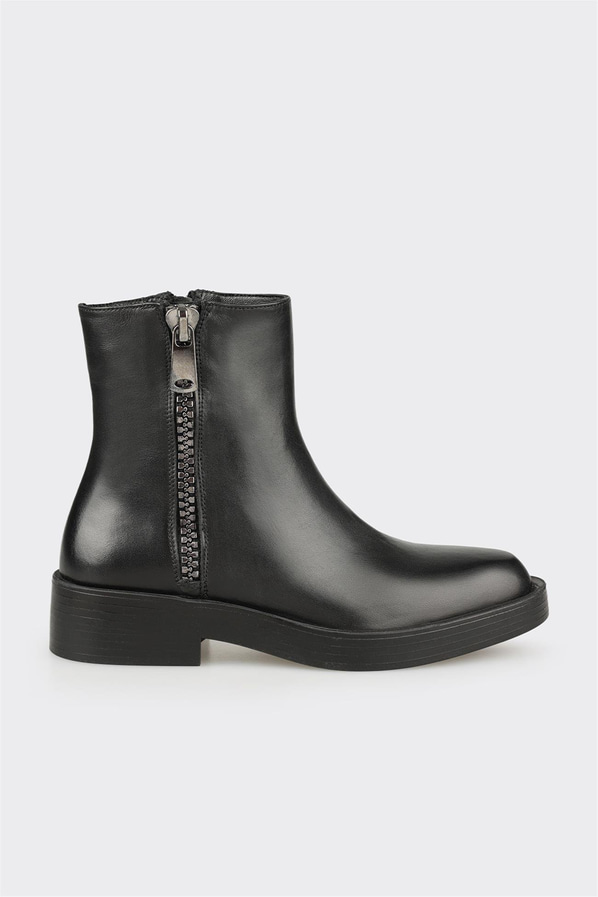 Siyah Deri Kadın Günlük Bot