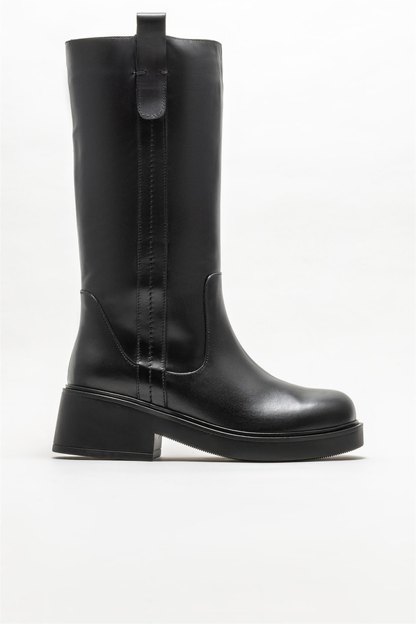 Siyah deri kadın bot, günlük kullanım için - Elle Shoes