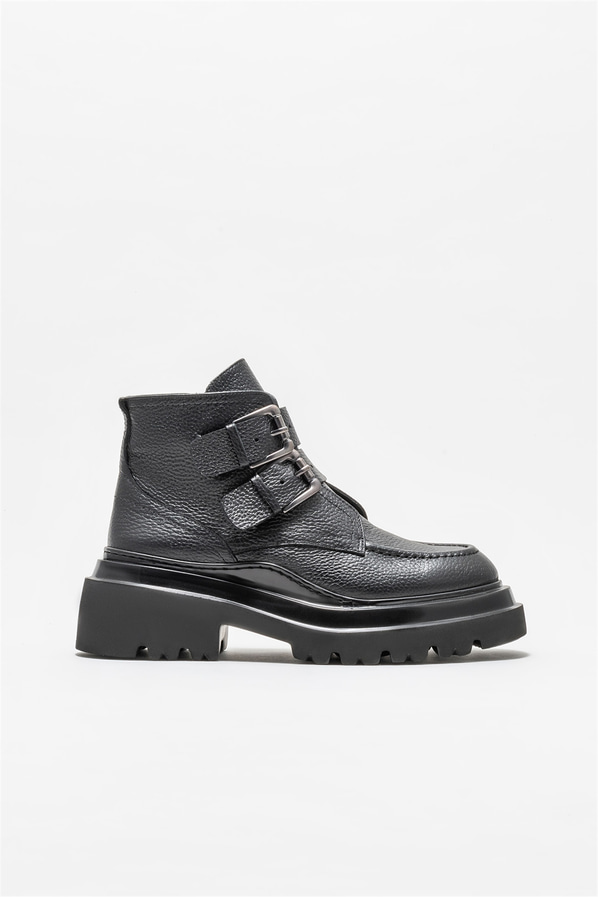 Siyah deri kadın bot, günlük kullanım için - Elle Shoes