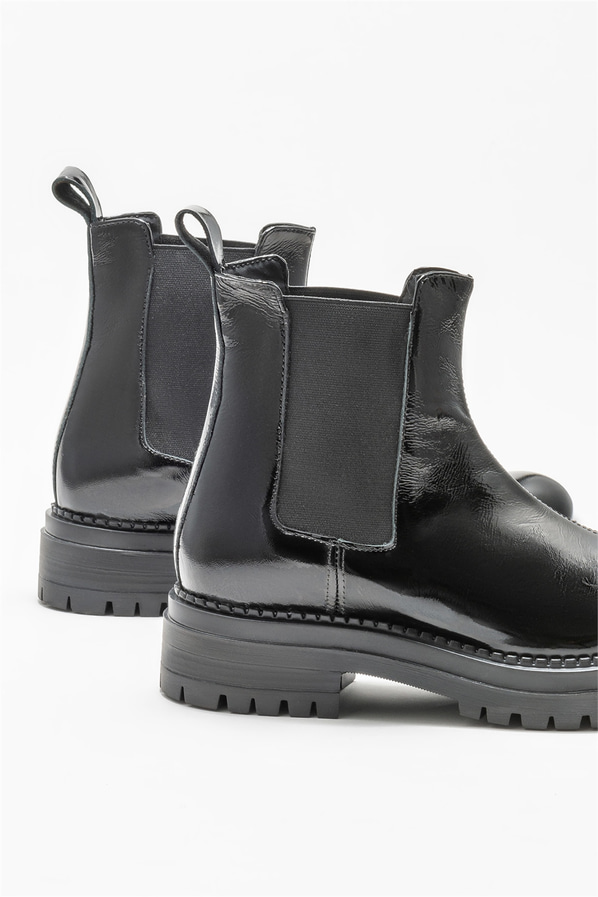 Siyah deri kadın bot, günlük kullanım için - Elle Shoes