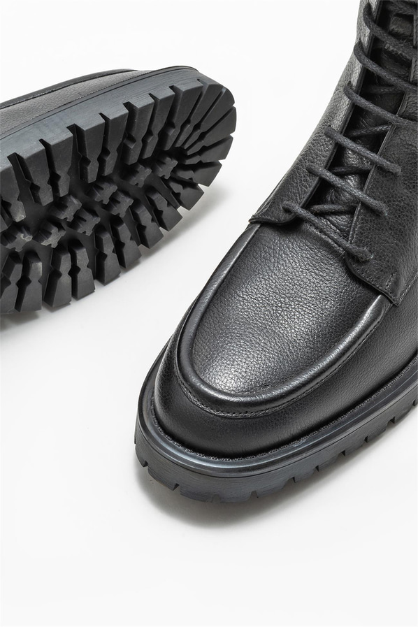 Siyah deri kadın günlük bot, günlük kullanım için - Elle Shoes