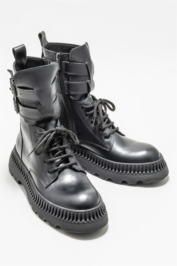 Siyah deri kadın bot, günlük kullanım için - Elle Shoes