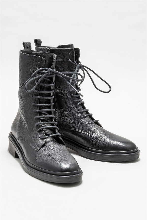 Siyah deri kadın bot, günlük kullanım için - Elle Shoes