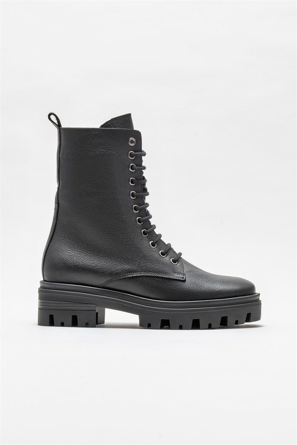Siyah deri kadın bot, günlük kullanım için - Elle Shoes