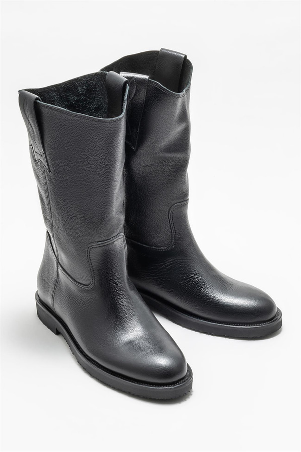 Siyah deri kadın bot, günlük kullanım için - Elle Shoes