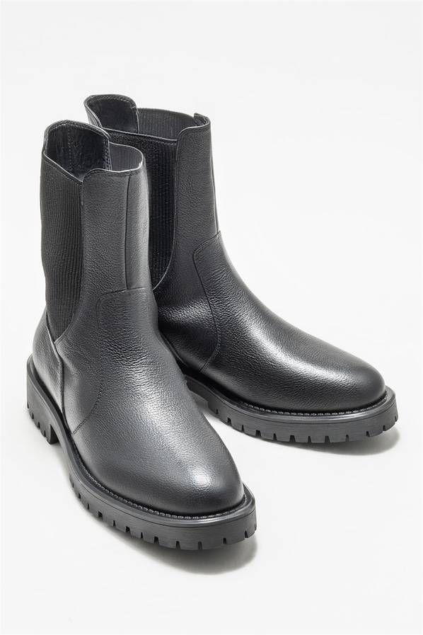 Siyah deri kadın bot, günlük kullanım için - Elle Shoes