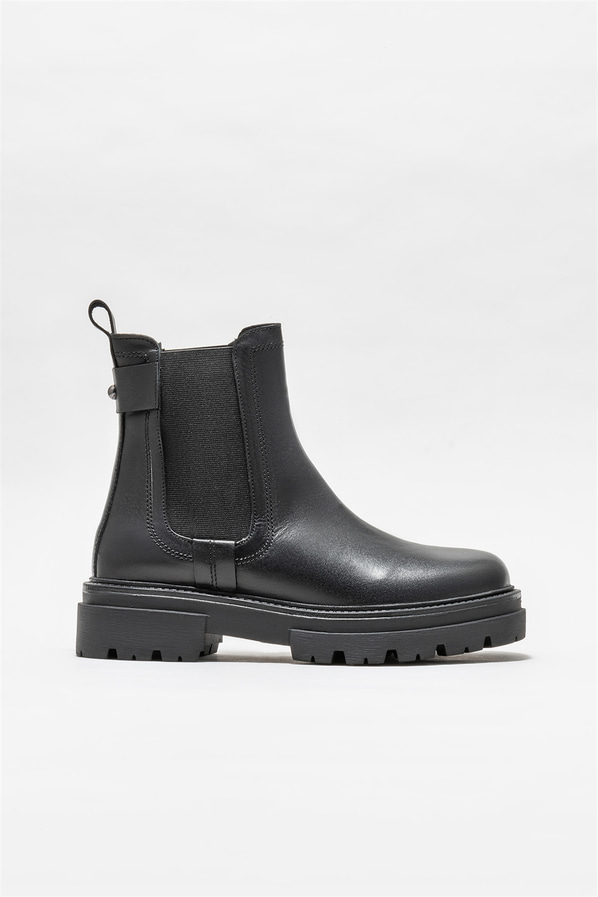 Siyah deri kadın bot, günlük kullanım için - Elle Shoes