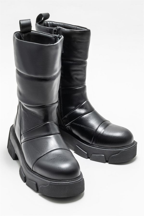 Siyah deri kadın bot, günlük kullanım için - Elle Shoes