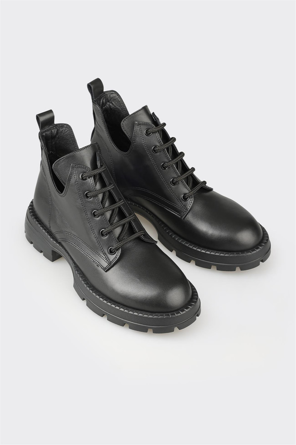 Siyah deri kalın tabanlı kadın bot, rahat kullanım için - Elle Shoes