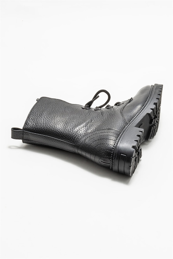 Siyah deri kadın bot, günlük kullanım için - Elle Shoes