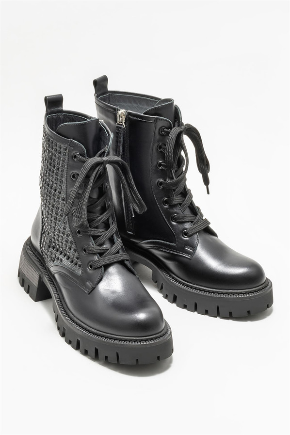 Siyah deri kadın günlük bot, günlük kullanım için - Elle Shoes