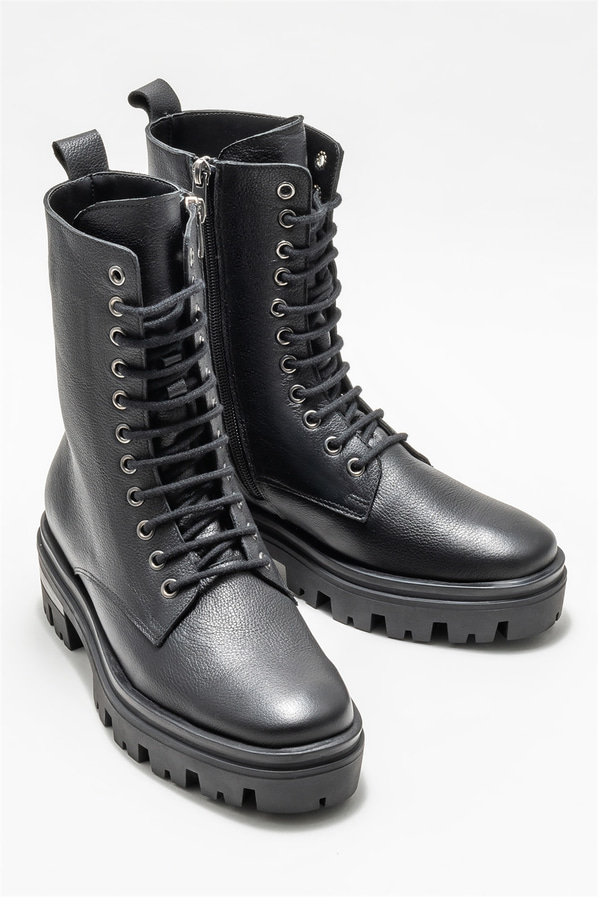 Siyah deri kadın bot, günlük kullanım için - Elle Shoes
