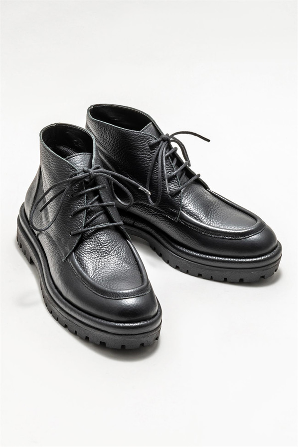 Siyah deri kadın bot, günlük kullanım için - Elle Shoes