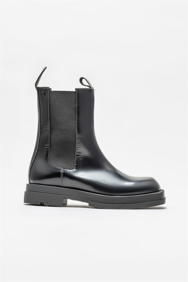 Siyah deri kadın bot, günlük kullanım için - Elle Shoes