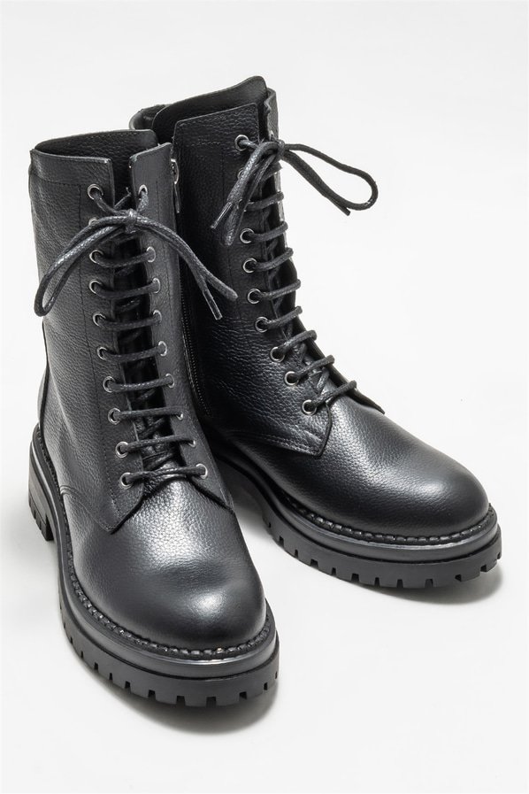 Siyah deri kadın bot, günlük kullanım için - Elle Shoes
