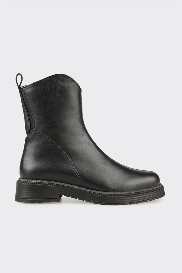 Siyah Deri Kadın Günlük Bot