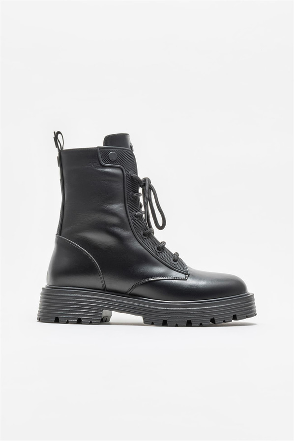 Siyah deri kadın günlük bot, günlük kullanım için - Elle Shoes