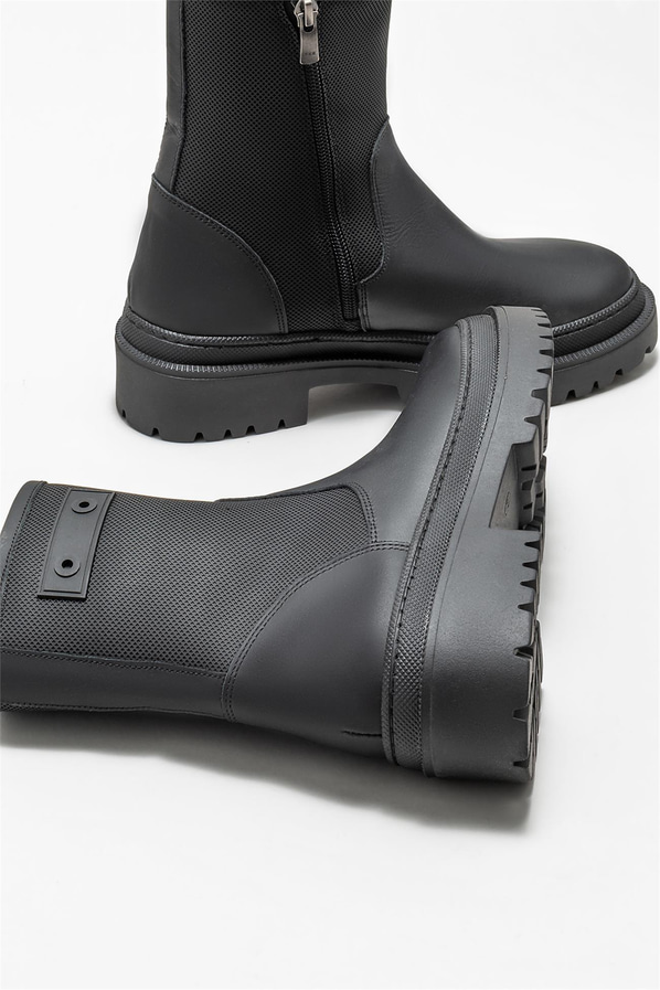 Siyah deri kadın bot, günlük kullanım için - Elle Shoes