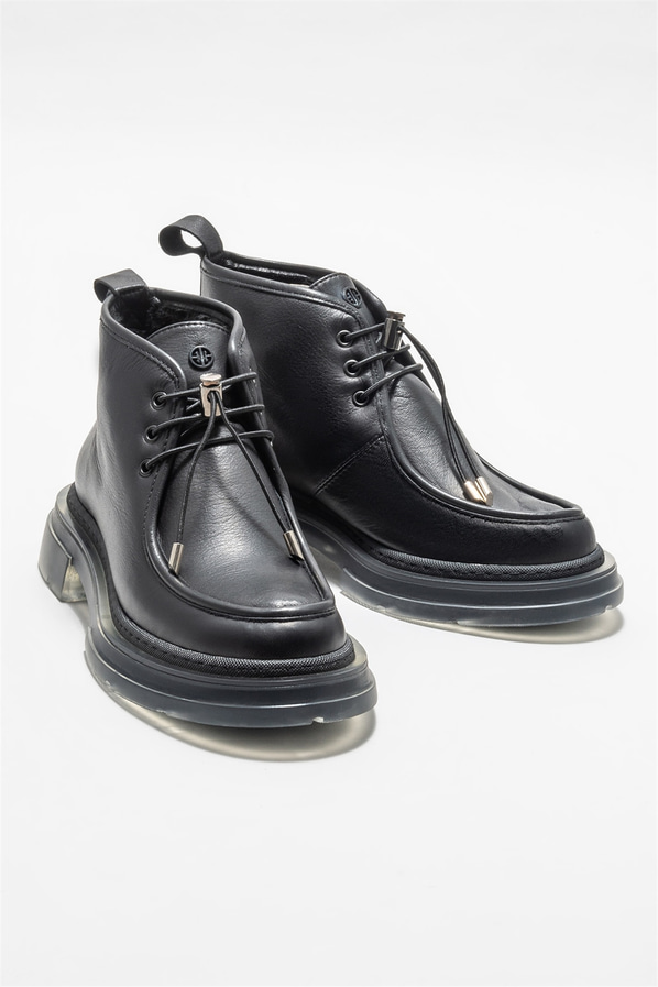Siyah deri kadın bot, günlük kullanım için - Elle Shoes