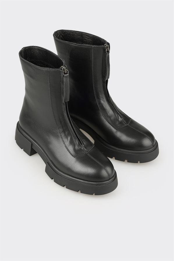 Siyah Deri Kadın Günlük Bot