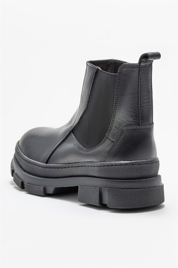 Siyah deri kadın bot, günlük kullanım için - Elle Shoes