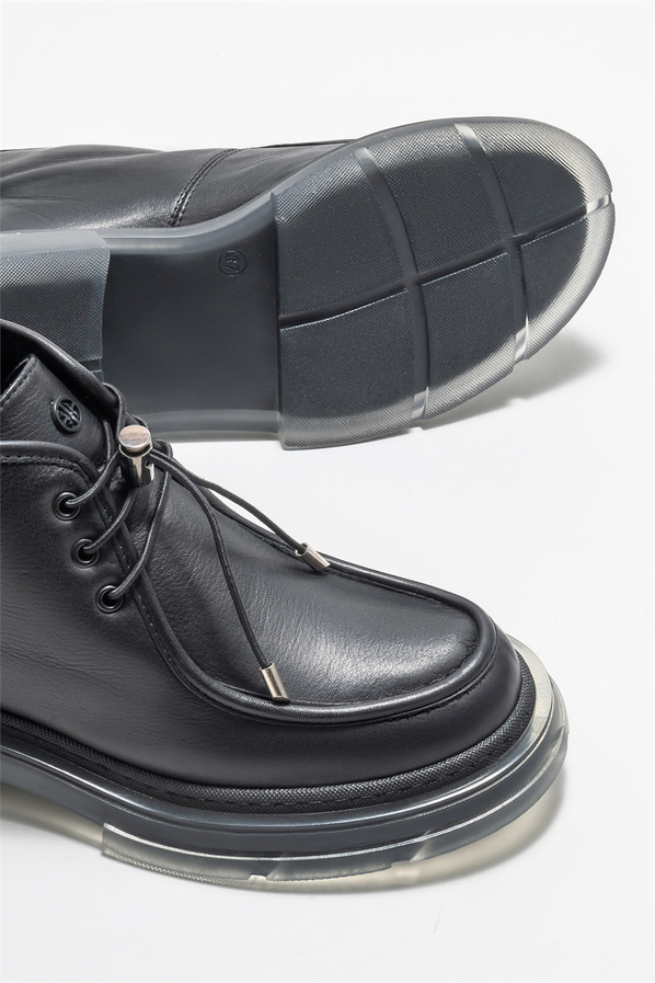 Siyah deri kadın bot, günlük kullanım için - Elle Shoes
