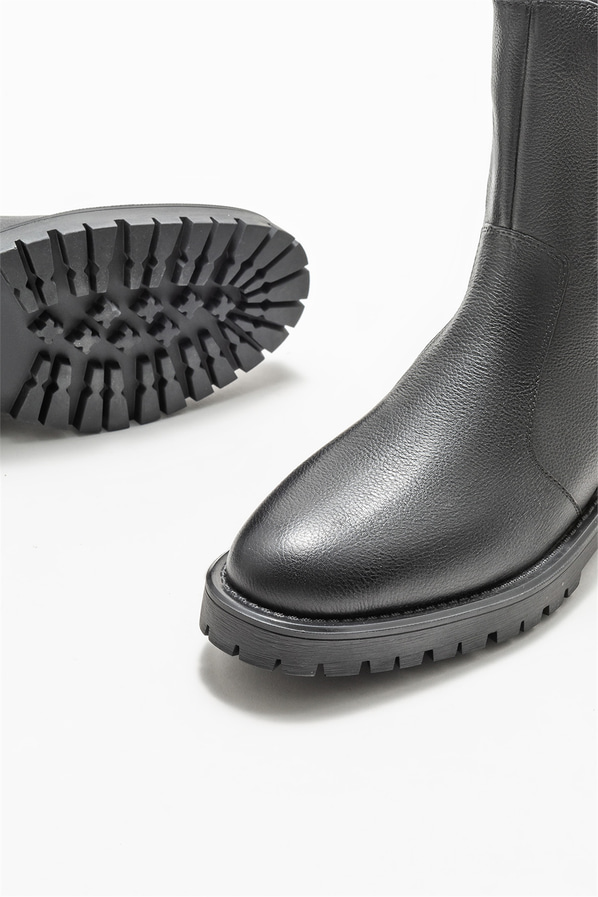 Siyah deri kadın bot, günlük kullanım için - Elle Shoes