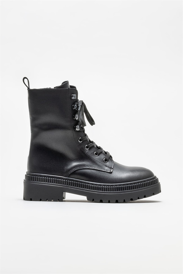 Siyah deri kadın bot, günlük kullanım için - Elle Shoes