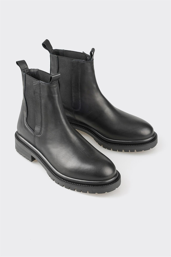 Siyah deri kadın bot, günlük kullanım için - Elle Shoes