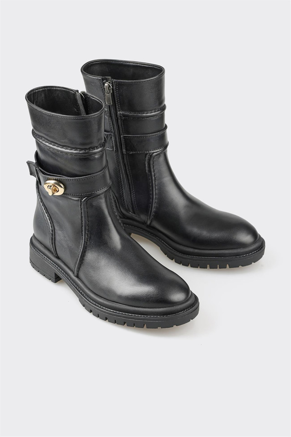 Siyah Deri Kadın Günlük Bot