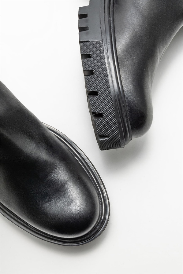 Siyah deri kadın çizme, günlük kullanım için - Elle Shoes