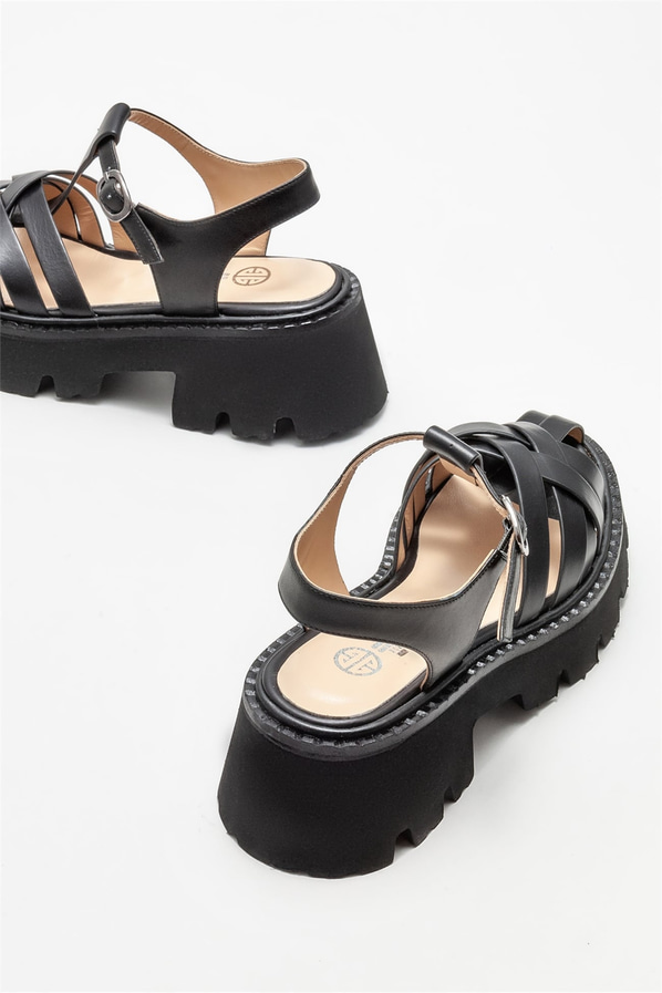 Siyah deri düz kadın ayakkabı, günlük kullanım için - Elle Shoes