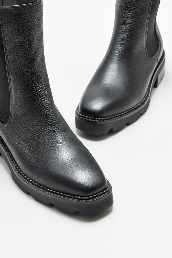 Siyah deri düz kadın bot, günlük kullanım için - Elle Shoes