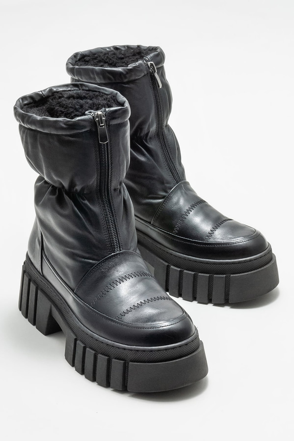 Siyah deri düz kadın bot, günlük kullanım için - Elle Shoes
