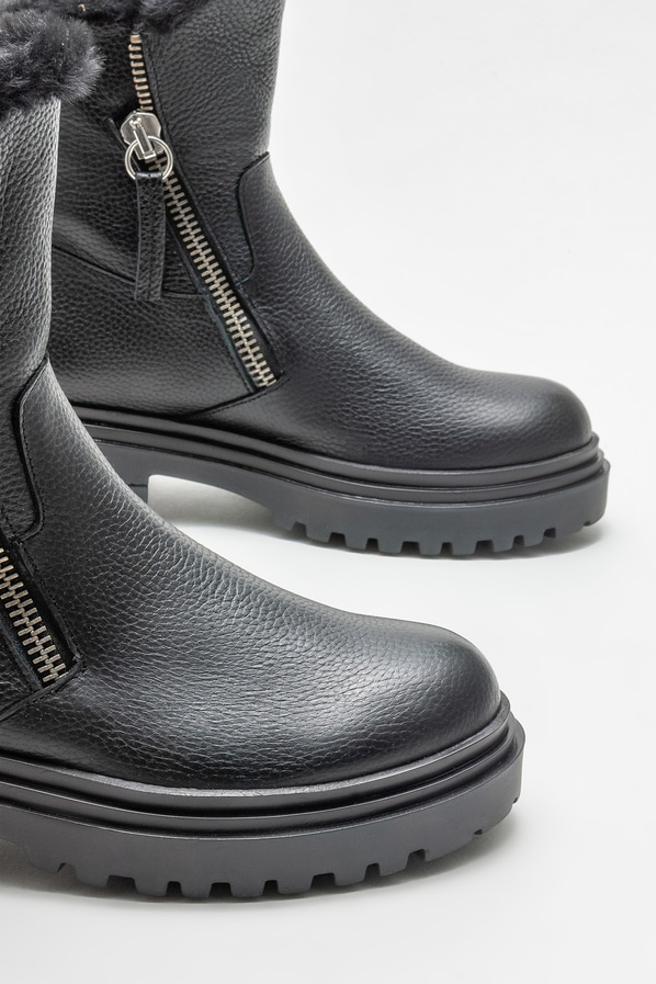 Siyah deri düz kadın bot, günlük kullanım için - Elle Shoes