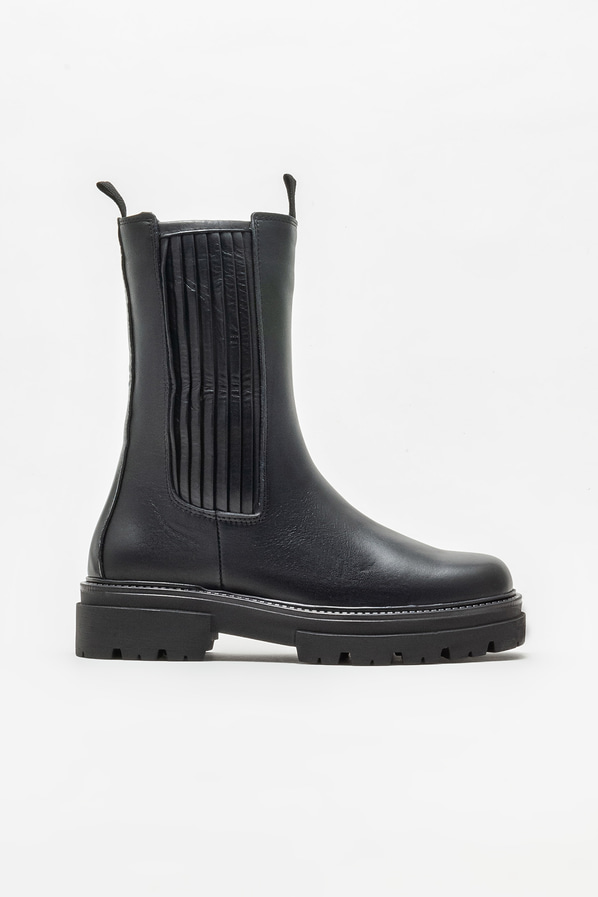 Siyah deri düz kadın bot, günlük kullanım için - Elle Shoes