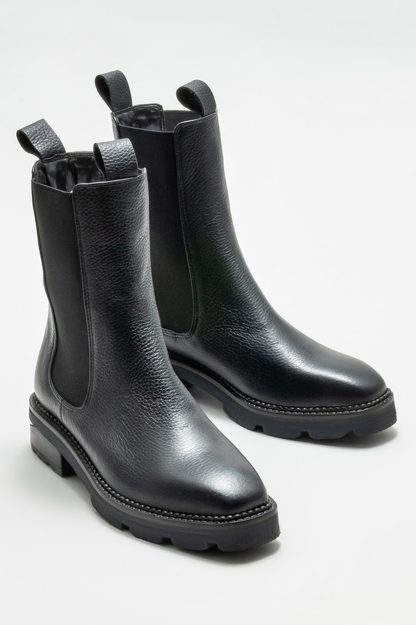 Siyah deri düz kadın bot, günlük kullanım için - Elle Shoes