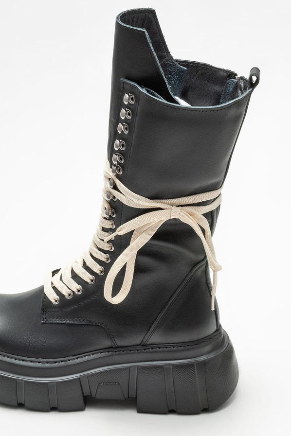 Siyah deri düz kadın bot, günlük kullanım için - Elle Shoes