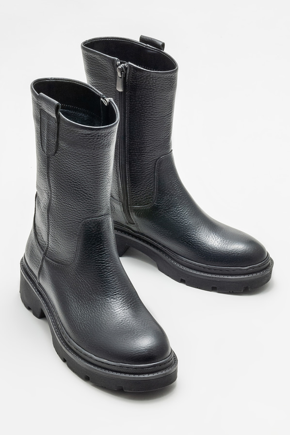 Siyah deri düz kadın bot, günlük kullanım için - Elle Shoes