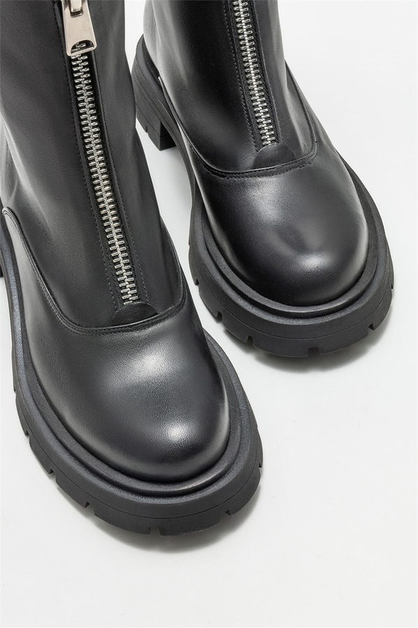 Siyah deri düz kadın bot, günlük kullanım için - Elle Shoes