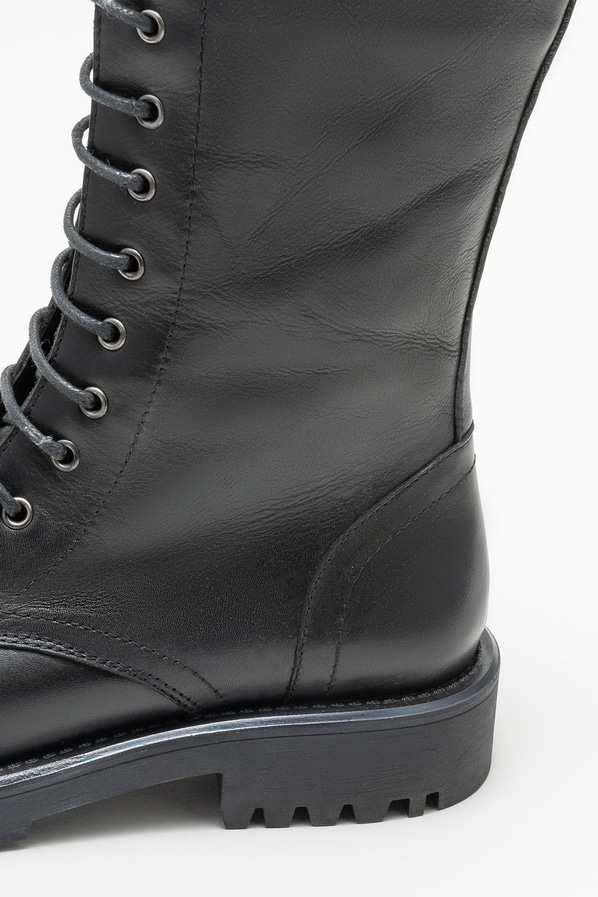 Siyah deri düz kadın bot, günlük kullanım için - Elle Shoes