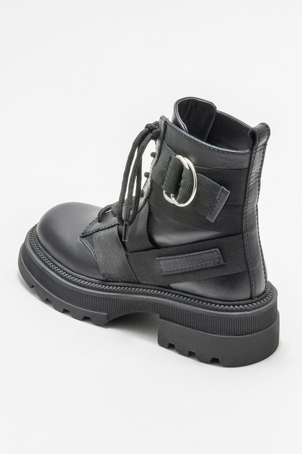 Siyah deri düz kadın bot, günlük kullanım için - Elle Shoes