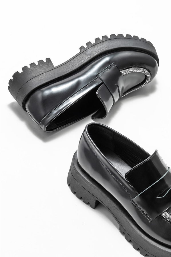 Siyah deri kadın loafer, günlük kullanım için - Elle Shoes