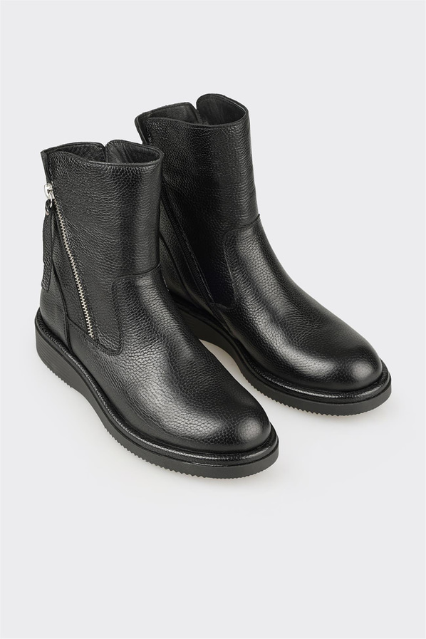 Siyah Deri Kadın Günlük Spor Bot