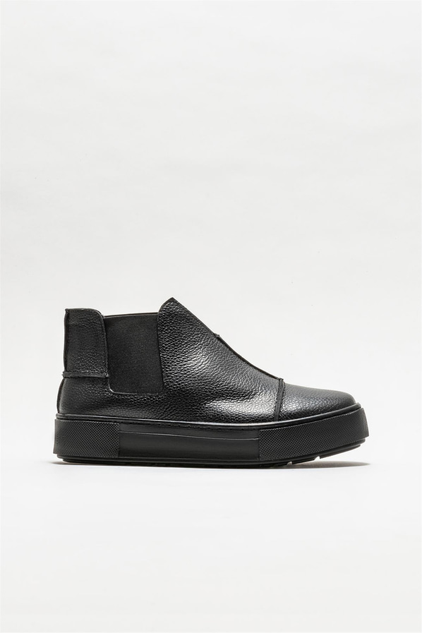 Siyah deri kadın bot, günlük kullanım için - Elle Shoes