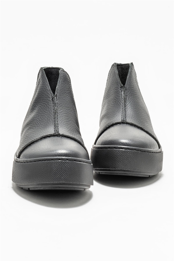 Siyah deri kadın bot, günlük kullanım için - Elle Shoes