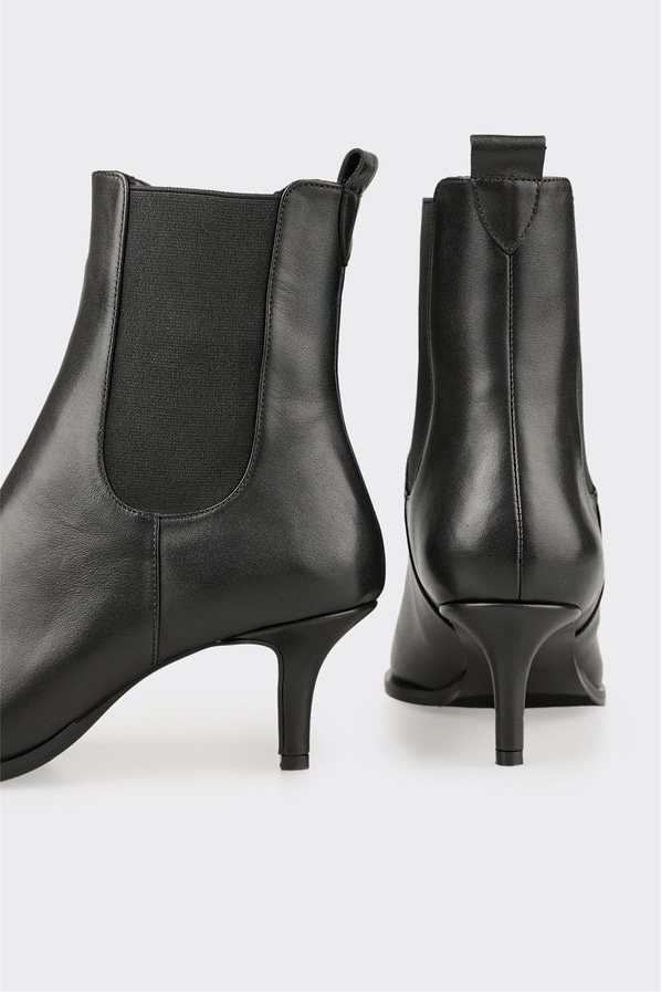 Siyah deri kadın klasik bot, rahat kullanım için - Elle Shoes