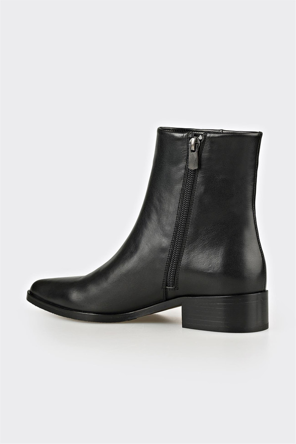Siyah Deri Kadın Klasik Bot